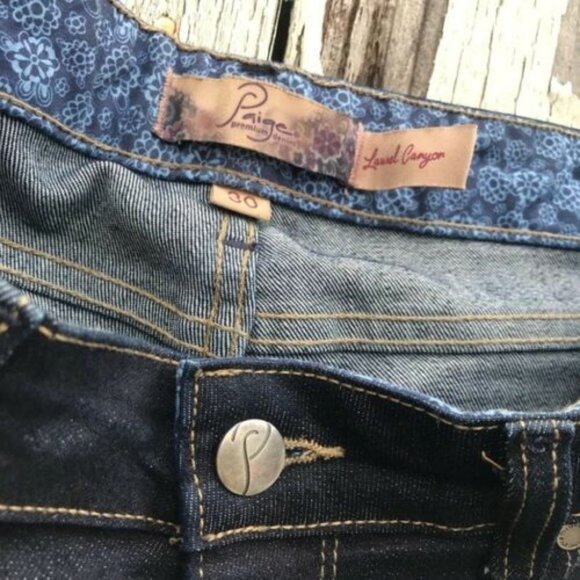 Paige Laurel Canyon Gavin Wash Denim Jeans Flare - Picture 5 of 8